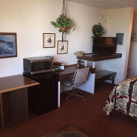 The Davenport Motel Екстер'єр фото