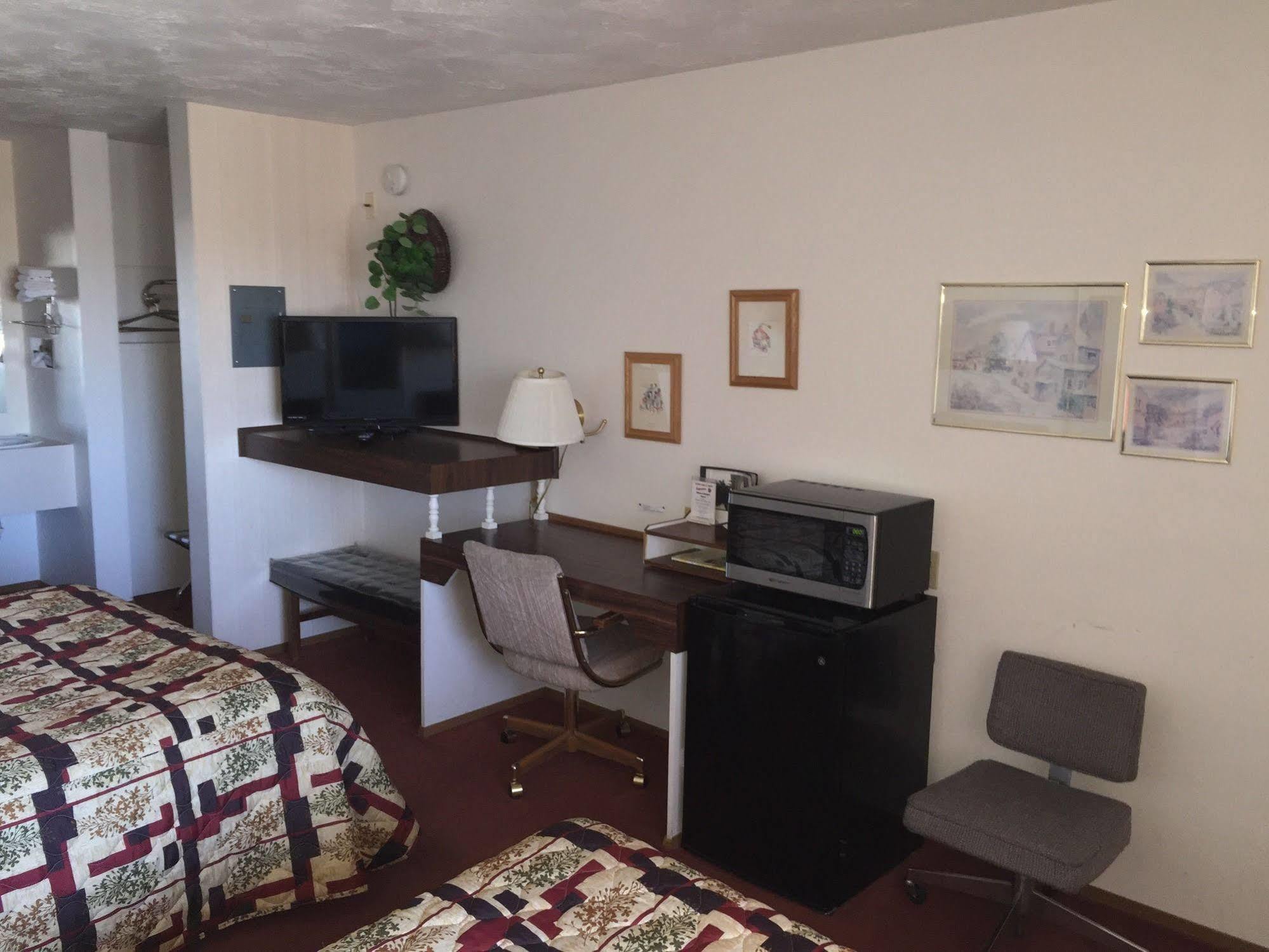 The Davenport Motel Екстер'єр фото